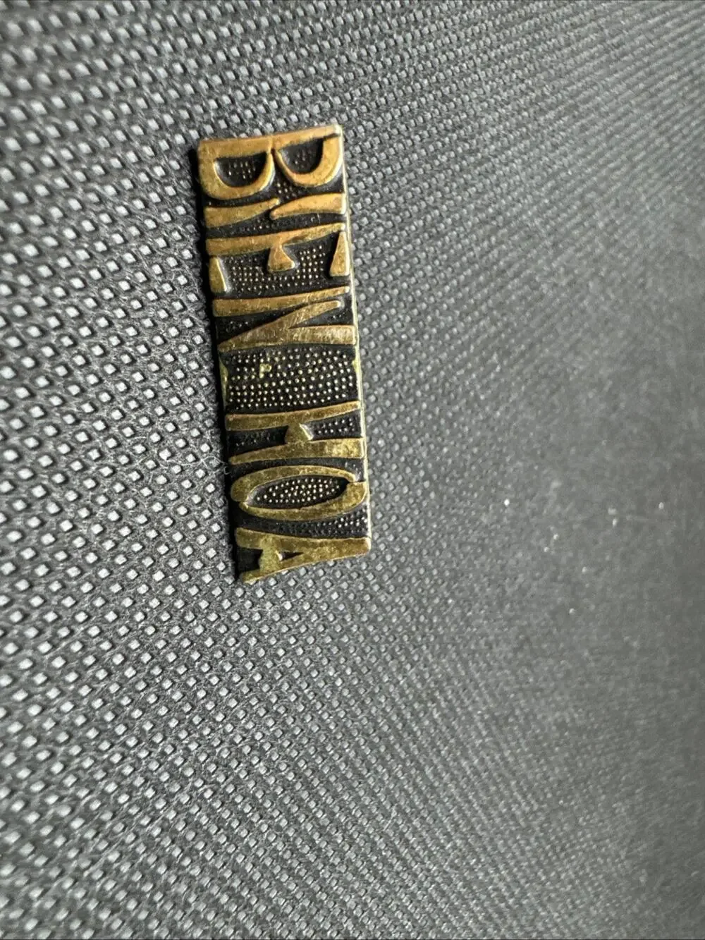 US ARMY BIEN HOA PROVINCE VIETNAM HAT PIN